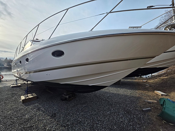 Princess V40 Mye oppgradert Overhalte motorer I Generator Radar Autopilot 11 of 30