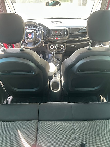 Fiat 500L 10 of 14