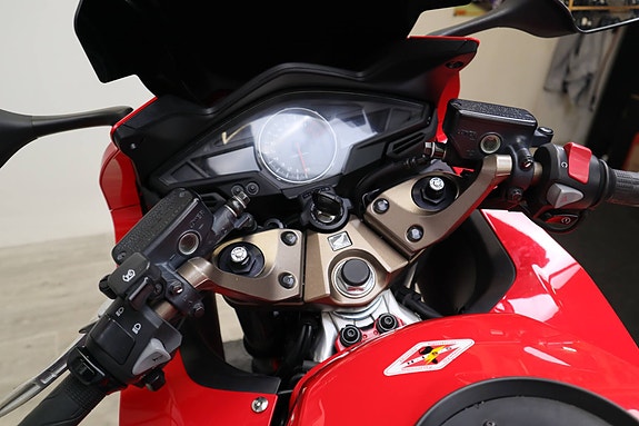 Honda VFR 800 F ABS 7 of 16