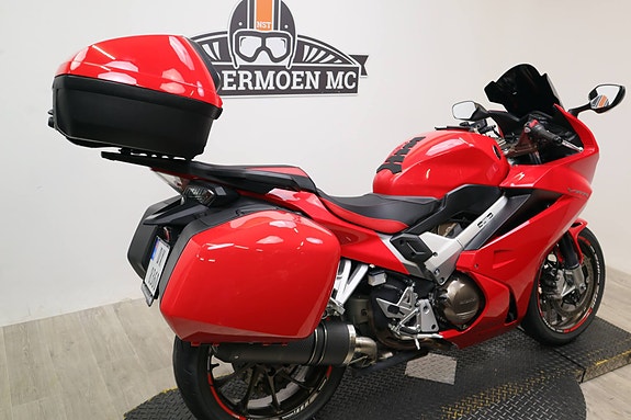Honda VFR 800 F ABS 2 of 16