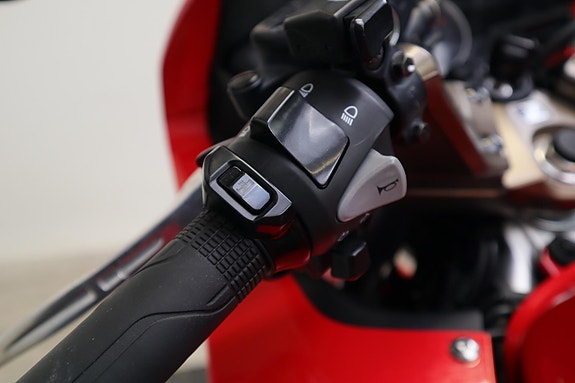 Honda VFR 800 F ABS 11 of 16