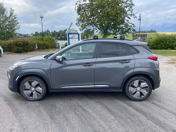Hyundai Kona 3 of 5