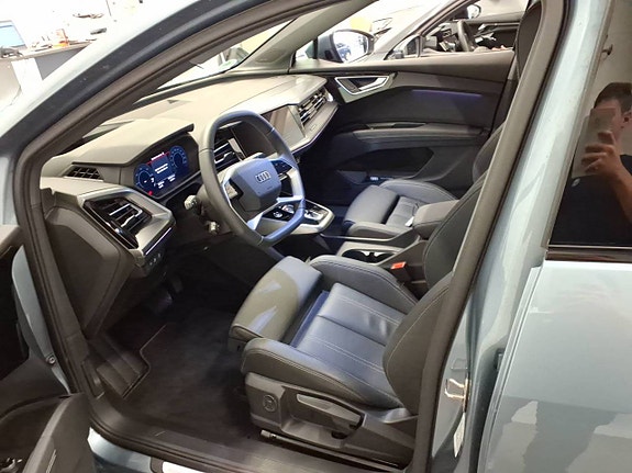 Audi Q4 e-tron 11 of 11