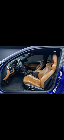 BMW M4 10 of 12