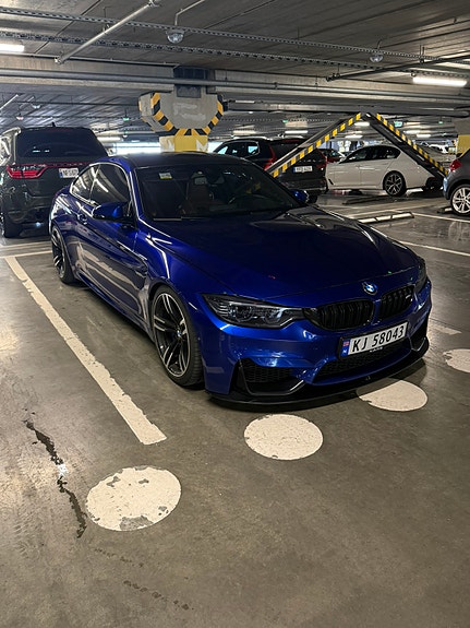 BMW M4 5 of 12