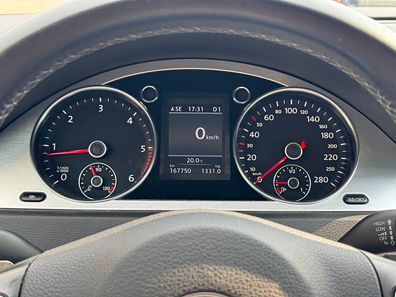 Volkswagen Passat CC 13 of 28
