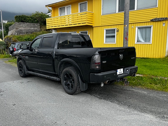 RAM 1500 2 of 7