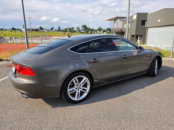 Audi A7 10 of 15
