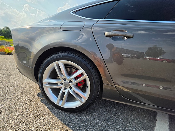 Audi A7 8 of 15