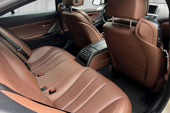BMW 650i 18 of 30