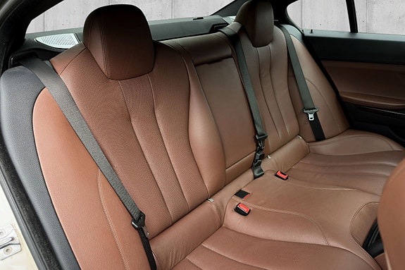 BMW 650i 19 of 30