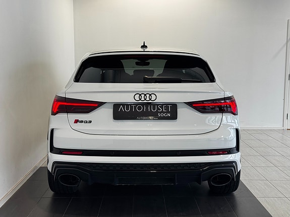 Audi RS Q3 10 of 26