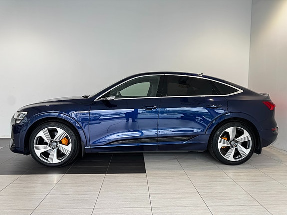 Audi e-tron Sportback 4 of 30