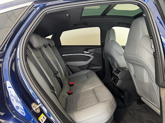 Audi e-tron Sportback 19 of 30