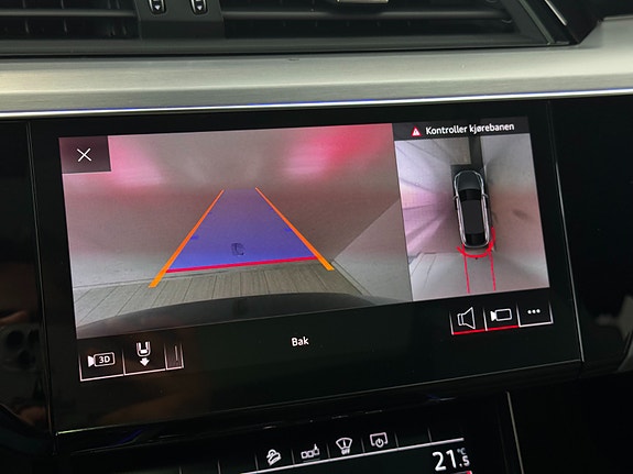 Audi e-tron Sportback 28 of 30