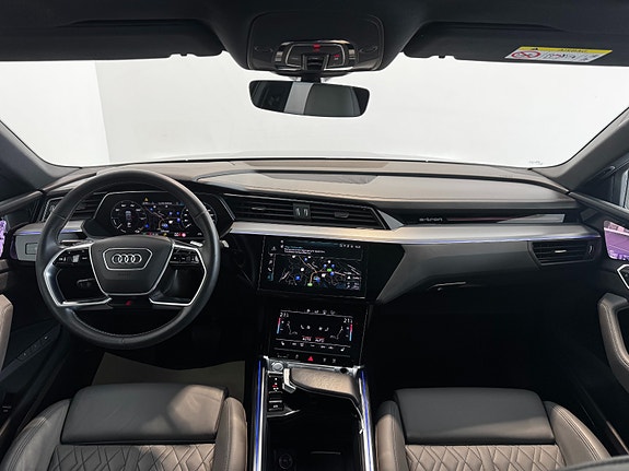 Audi e-tron Sportback 14 of 30