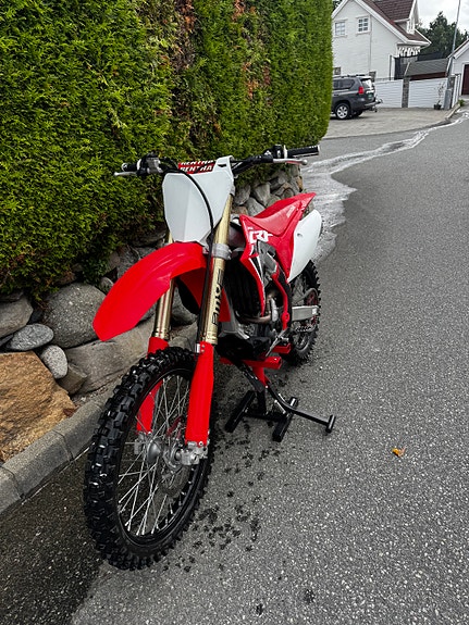 Honda CRF 250 R 4 of 5