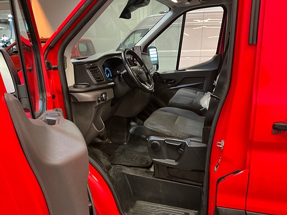 Ford Transit 6 of 12