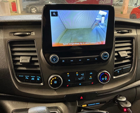 Ford Transit 8 of 12