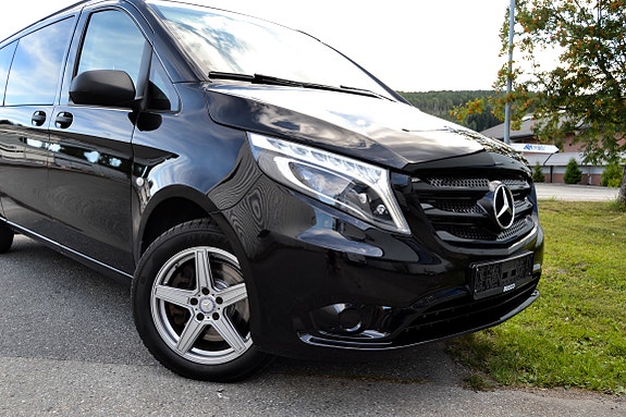 Mercedes-Benz Marco Polo 15 of 30