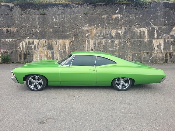 Chevrolet Impala 4 of 5