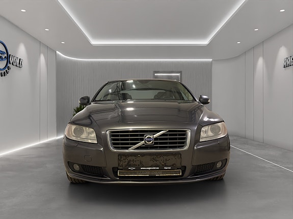 Volvo S80 5 of 28