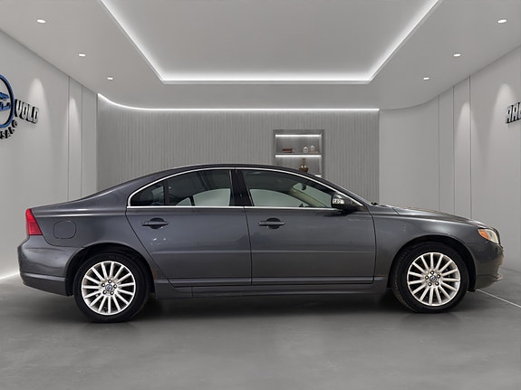 Volvo S80 10 of 28