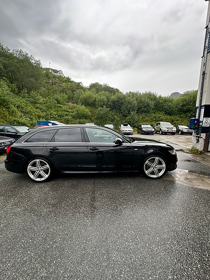 Audi A6 4 of 5