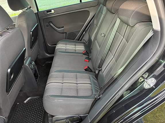 Volkswagen Golf Plus 13 of 21