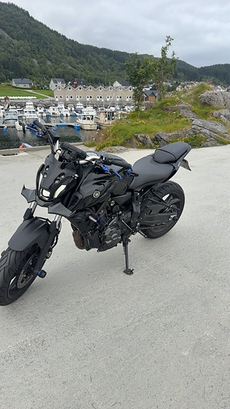 Yamaha MT-07 6 of 10