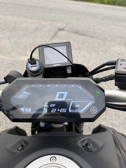 Yamaha MT-07 9 of 10