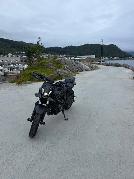 Yamaha MT-07 3 of 10