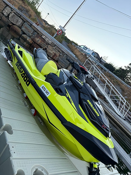 Seadoo RXT-X 300rs 10 of 25