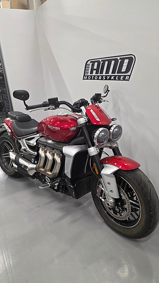Triumph Rocket III 2 of 8