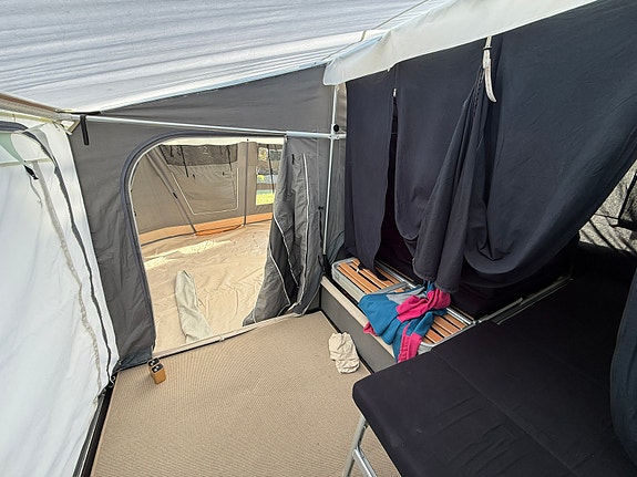 Combi-Camp Country 6 of 17