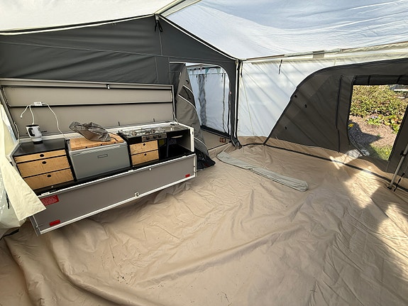 Combi-Camp Country 9 of 17
