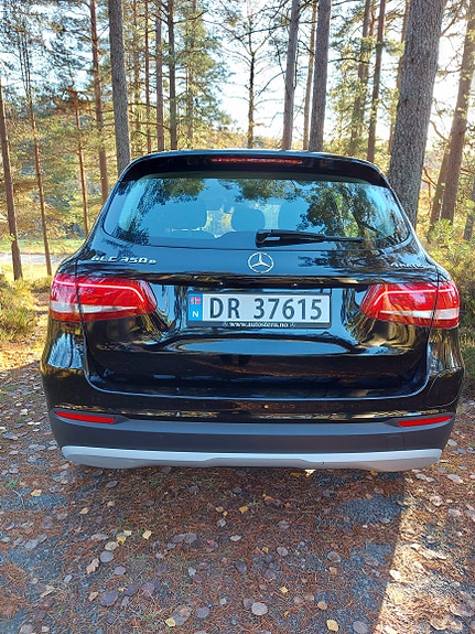 Mercedes-Benz GLC350 e 8 of 30