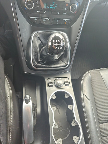 Ford Kuga 23 of 27