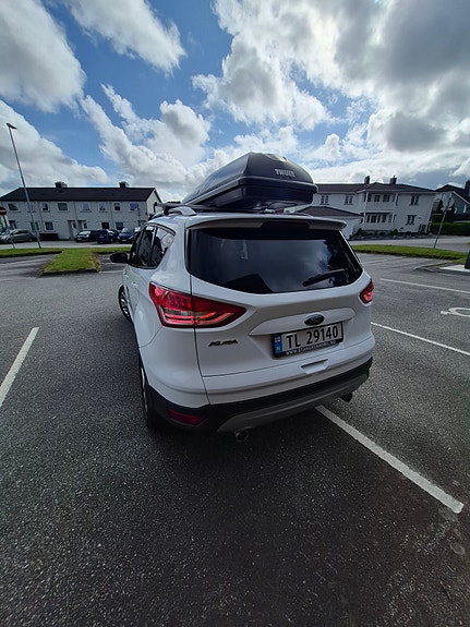 Ford Kuga 8 of 27