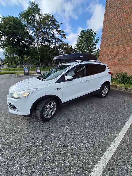 Ford Kuga 4 of 27