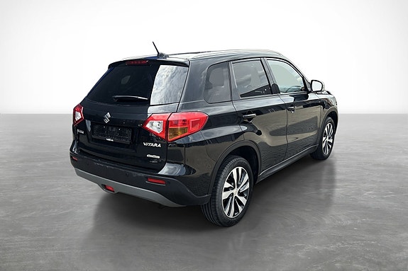 Suzuki Vitara 5 of 20