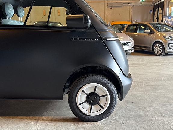 Microlino FRI FRAKT! 11KW/177km rekkevidde/AC/Varme/Soltak++ 4 of 21