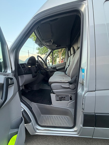 Volkswagen Crafter 35 30 of 30