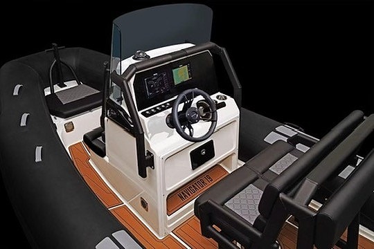 BRIG Navigator 19 - SPORT Edition, VERDENSNYHET VISES 27-30/8 -26 BÅTER I SJØEN! 2 of 5