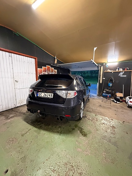 Subaru Impreza 4 of 5