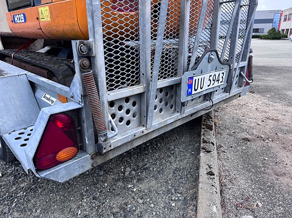 Hanix H22 med Henger 2 of 12