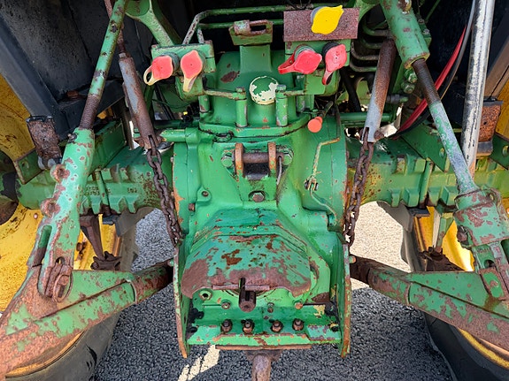John Deere 2040 26 of 30