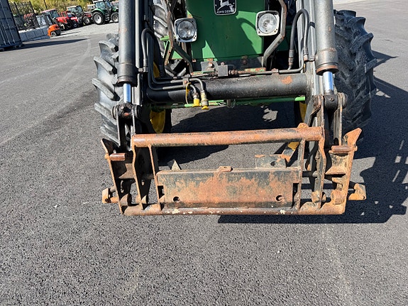 John Deere 2040 22 of 30