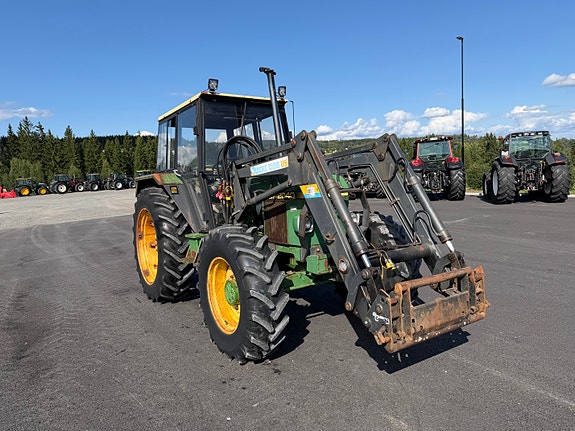 John Deere 2040 17 of 30