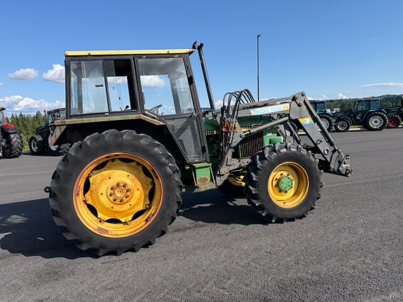 John Deere 2040 14 of 30